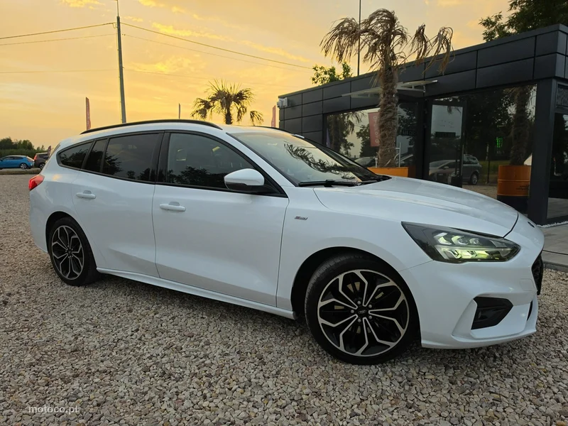 Ford Focus IV 5
