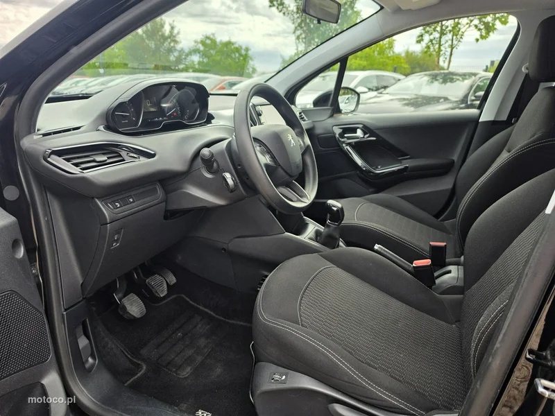 Peugeot 208 28