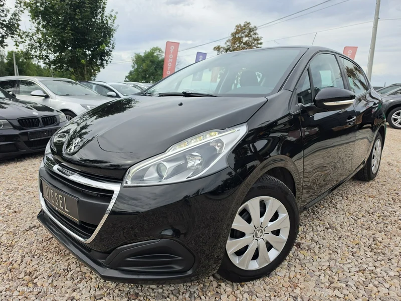 Peugeot 208 4