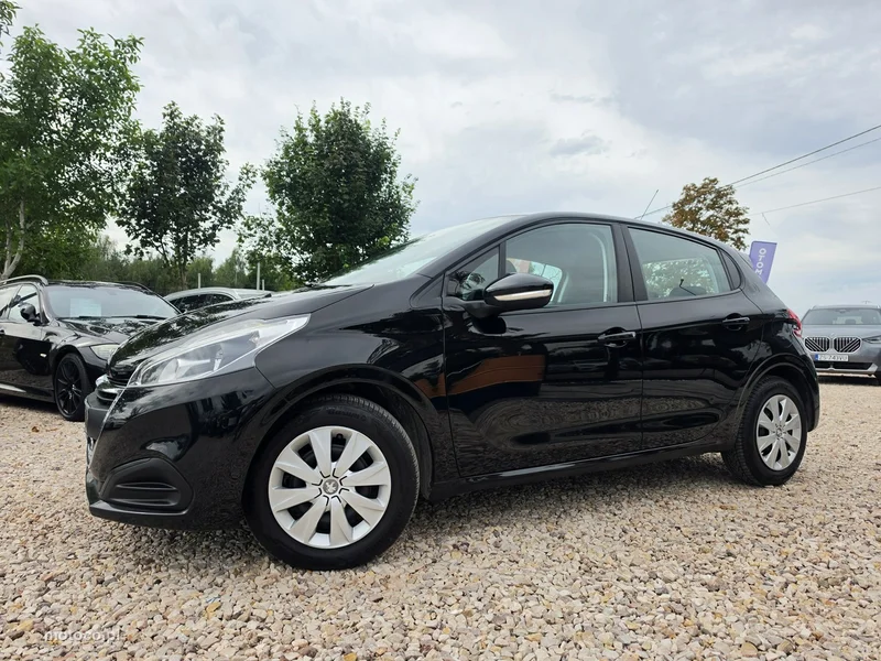 Peugeot 208 6