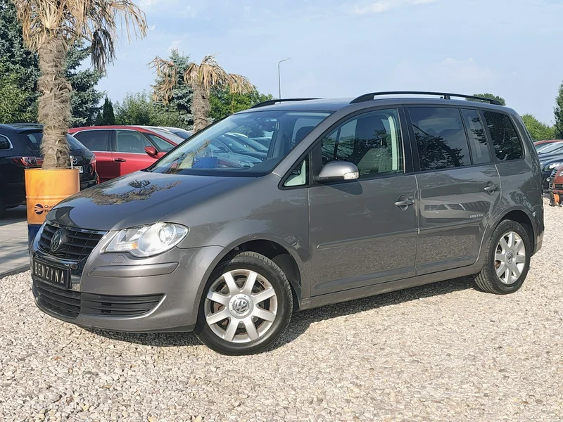 Volkswagen Touran 1T 17