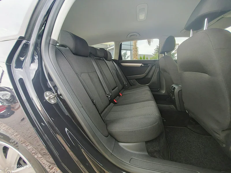 Volkswagen Passat B7 29
