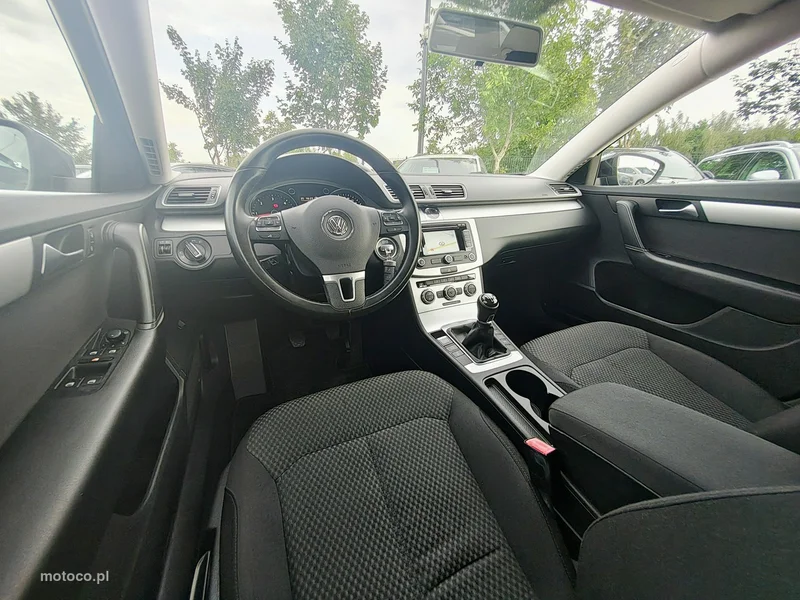 Volkswagen Passat B7 30