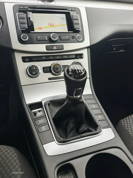 Volkswagen Passat B7 39