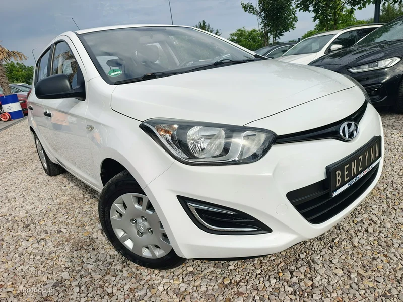 Hyundai i20 8