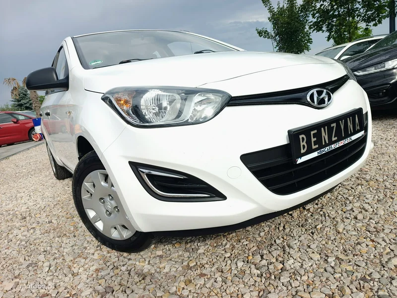Hyundai i20 10