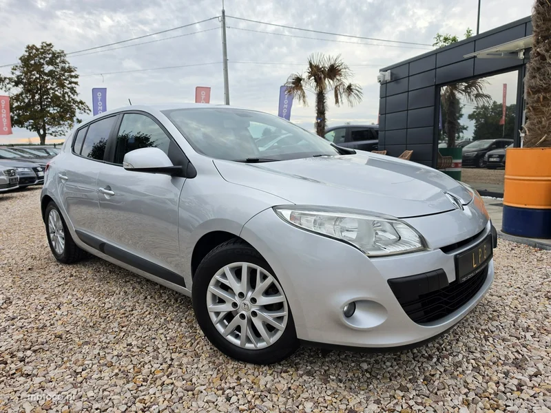 Renault Megane III 5