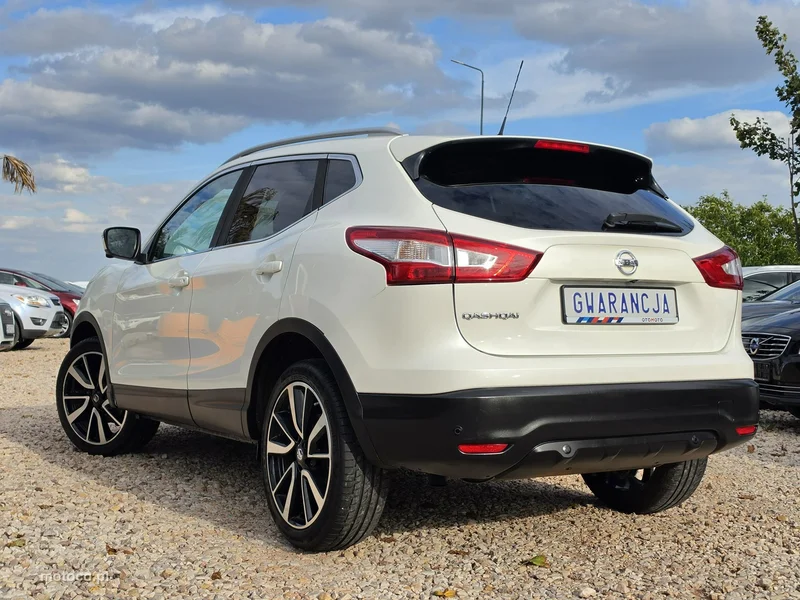 Nissan Qashqai 10