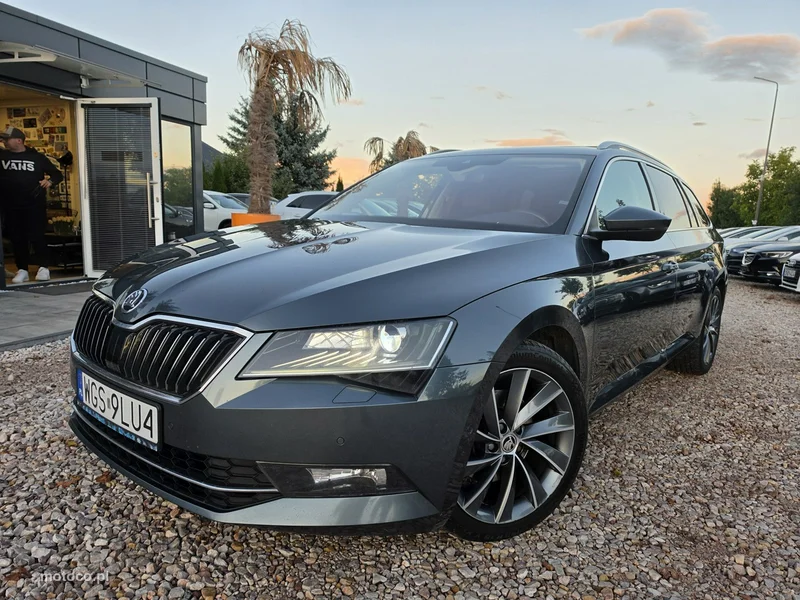 Skoda Superb III 12