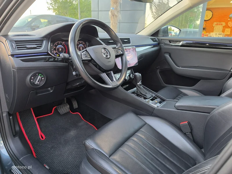 Skoda Superb III 23