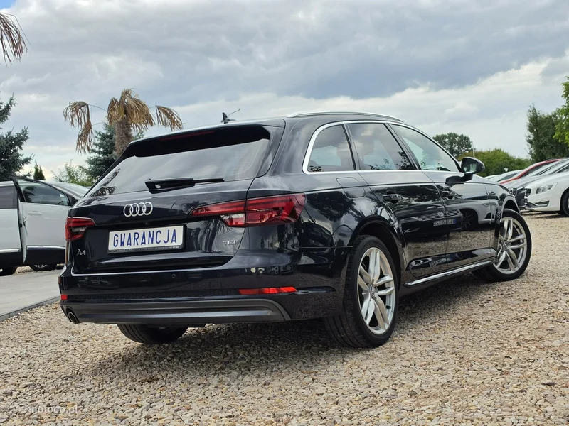 Audi A4 B9 10