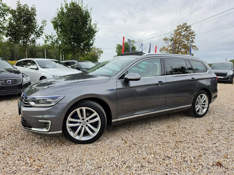 Volkswagen Passat B8 12