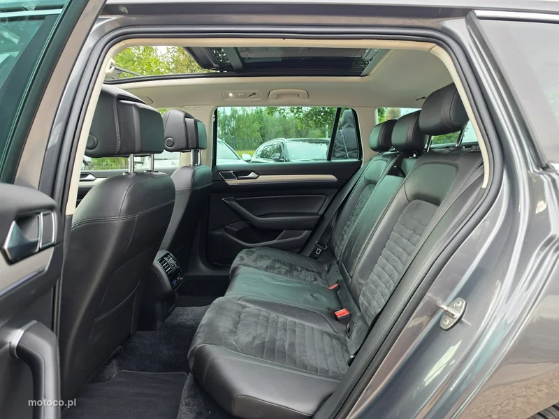 Volkswagen Passat B8 36