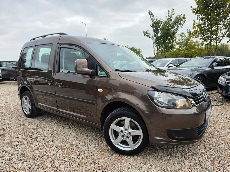 Volkswagen Caddy III 4