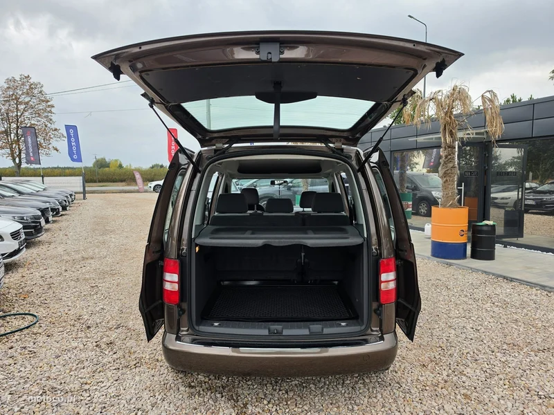 Volkswagen Caddy III 38