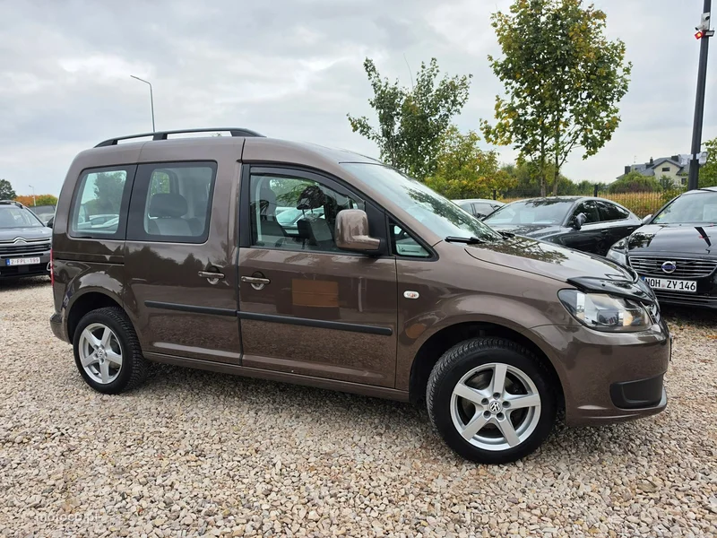Volkswagen Caddy III 5
