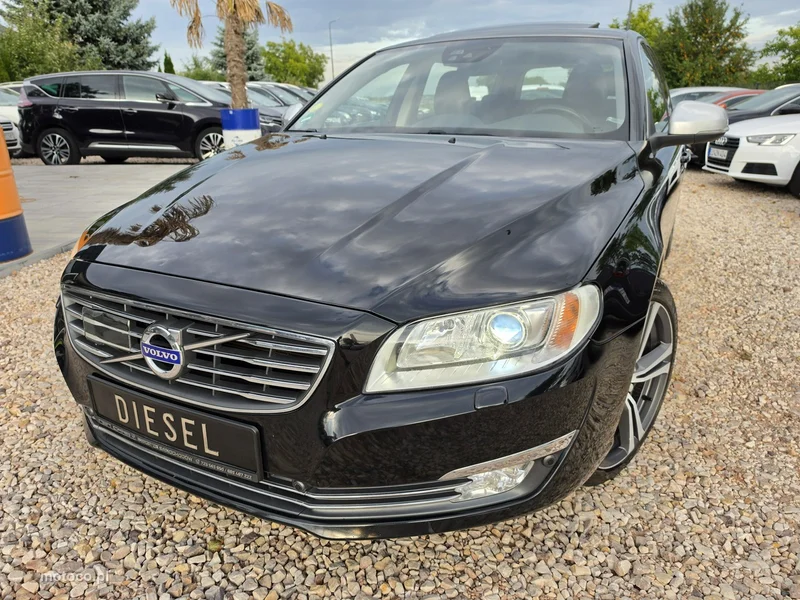 Volvo V70 12
