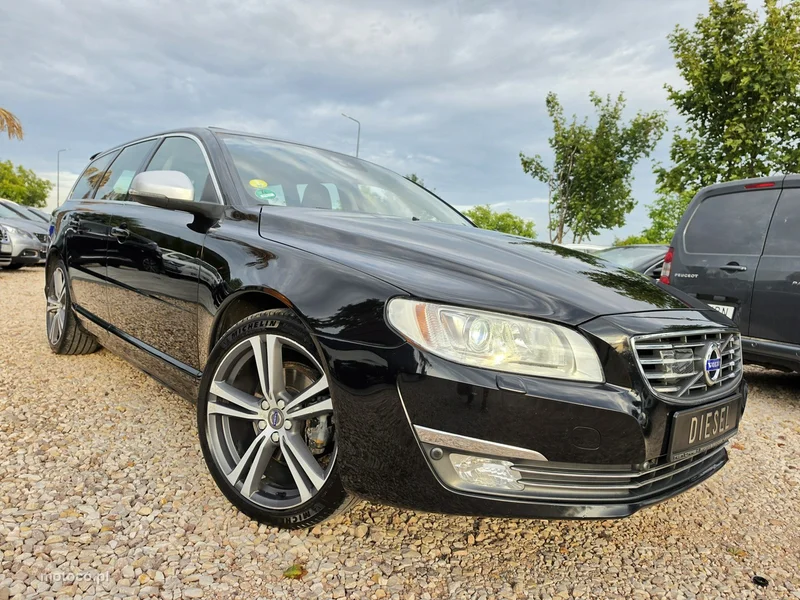 Volvo V70 3