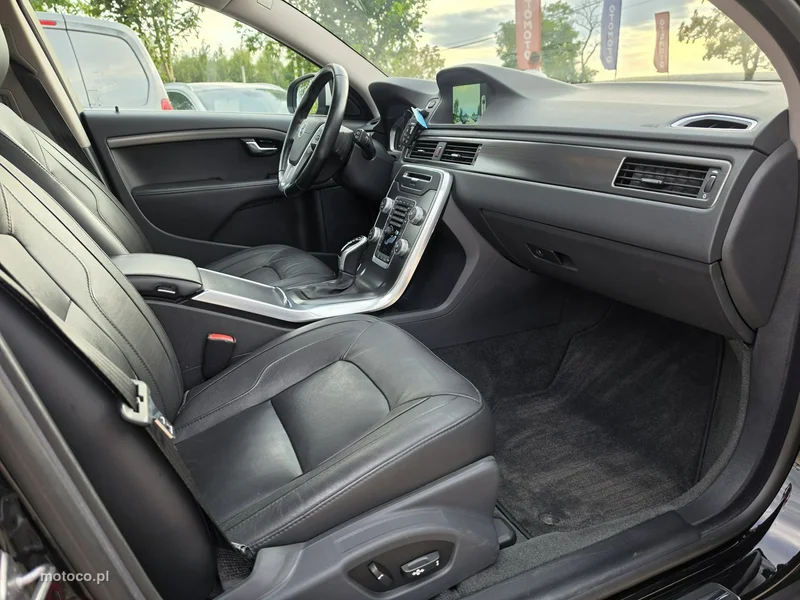 Volvo V70 27