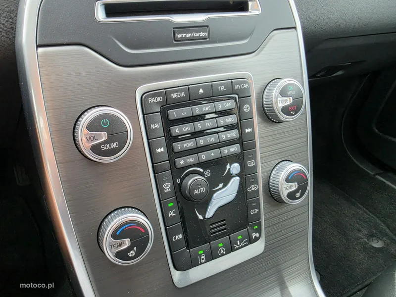 Volvo V70 36