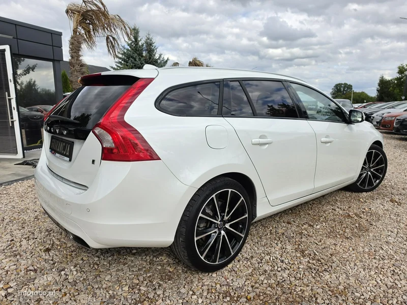 Volvo V60 21