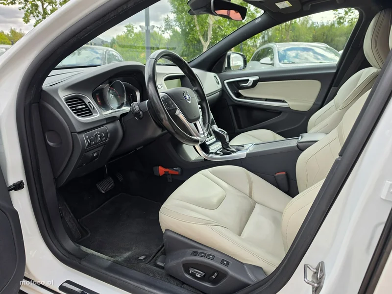 Volvo V60 26