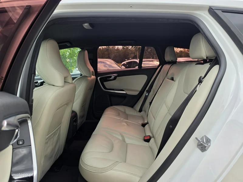 Volvo V60 29