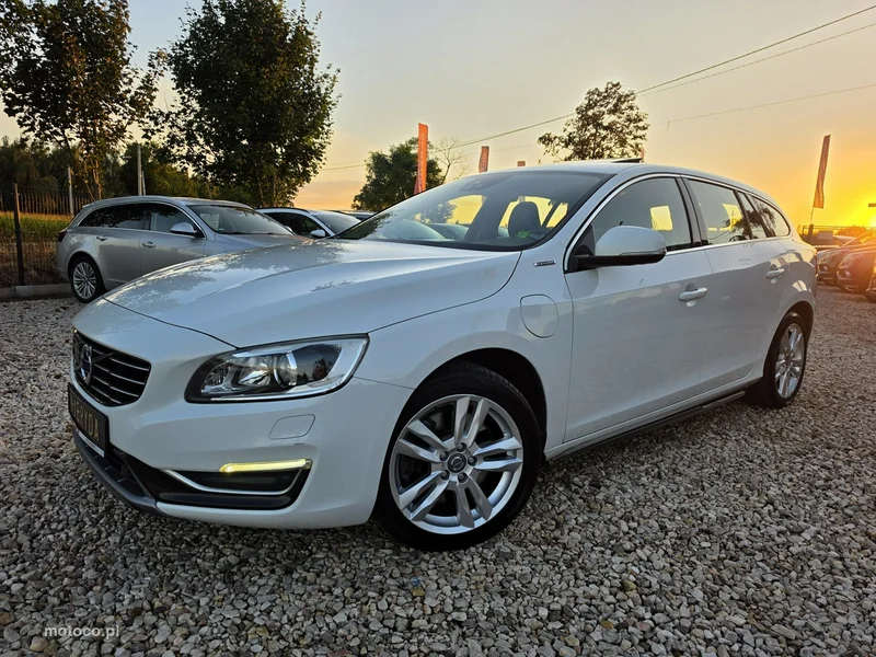 Volvo V60 16