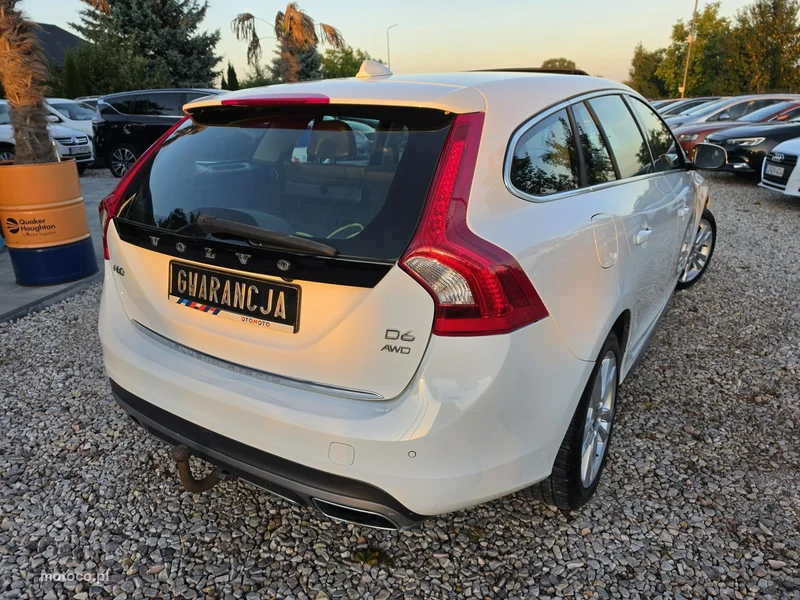 Volvo V60 19