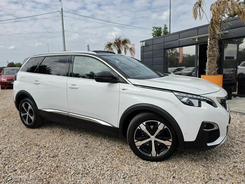 Peugeot 5008 3