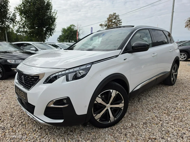Peugeot 5008 9