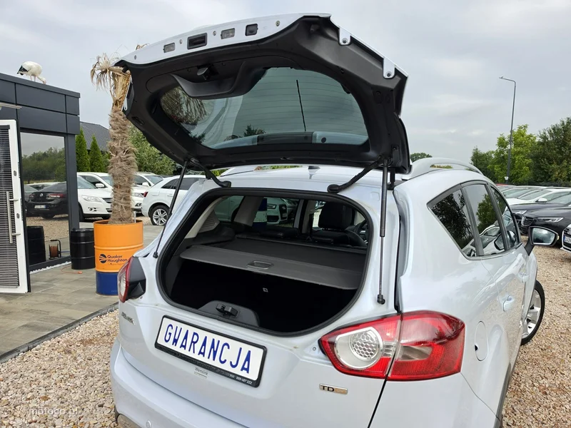 Ford Kuga I 32