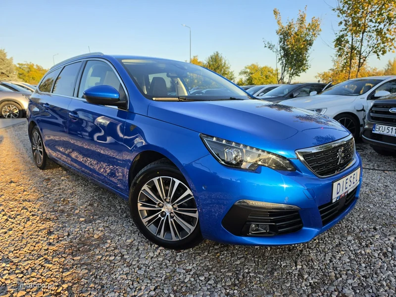Peugeot 308 4