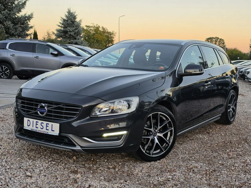 Volvo V60 12