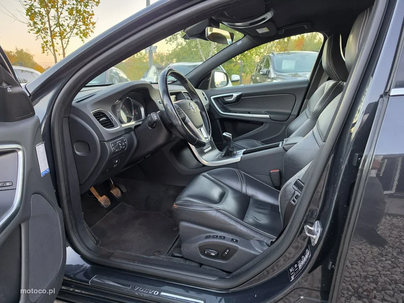 Volvo V60 24