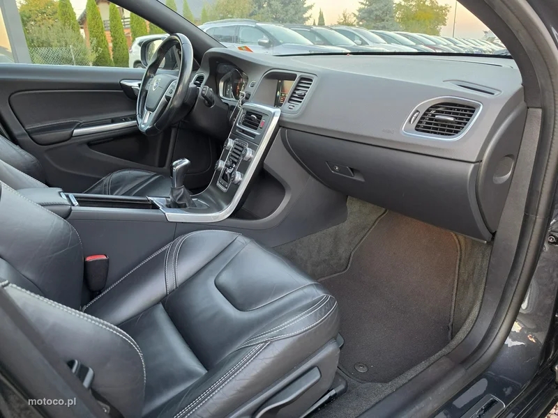 Volvo V60 28