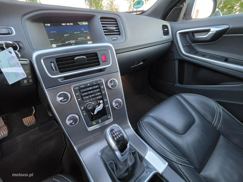 Volvo V60 37
