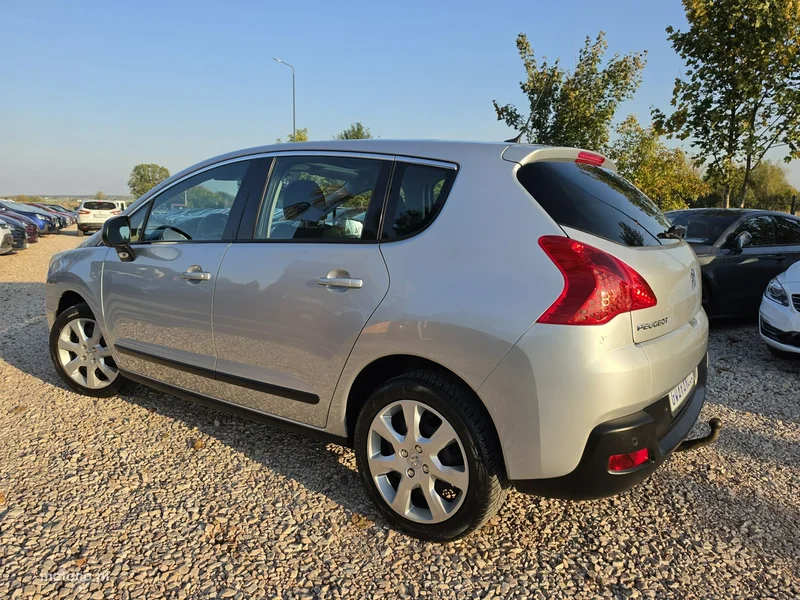 Peugeot 3008 16