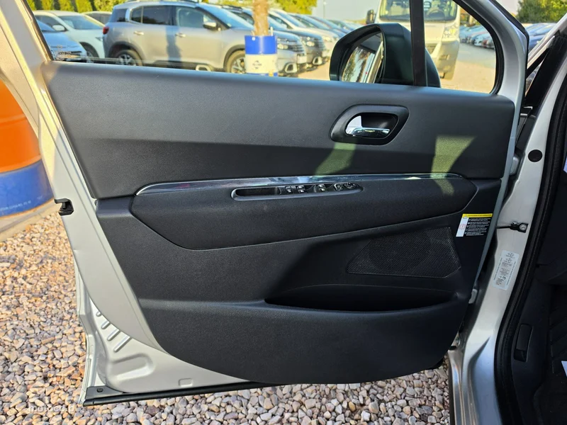 Peugeot 3008 28
