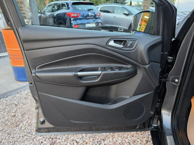 Ford Kuga II 24