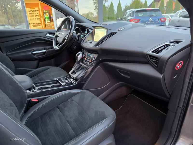 Ford Kuga II 29