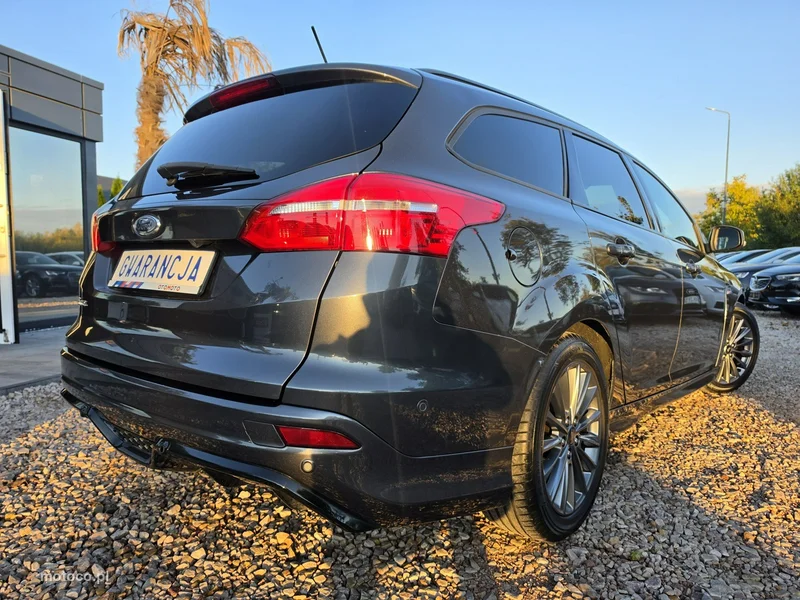 Ford Focus IV 23