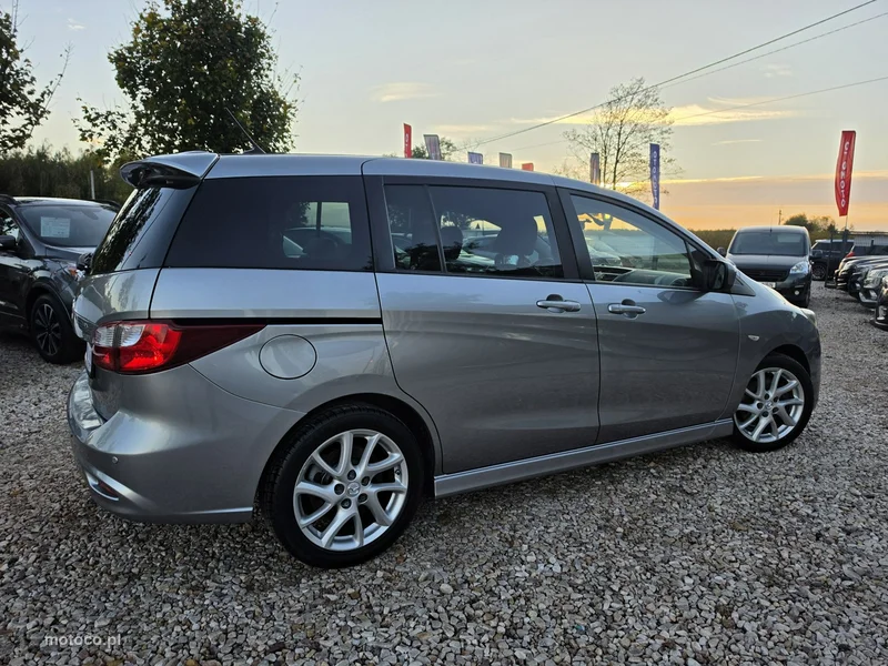Mazda 5 17