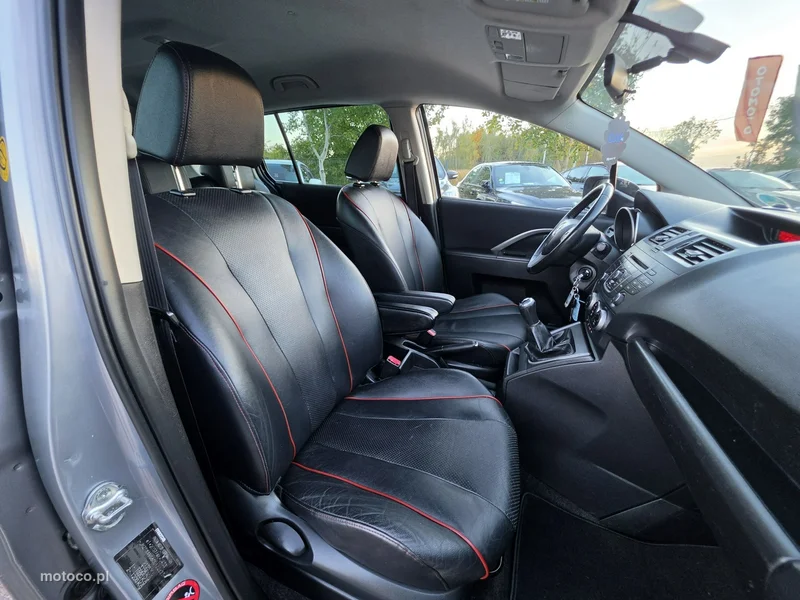 Mazda 5 31