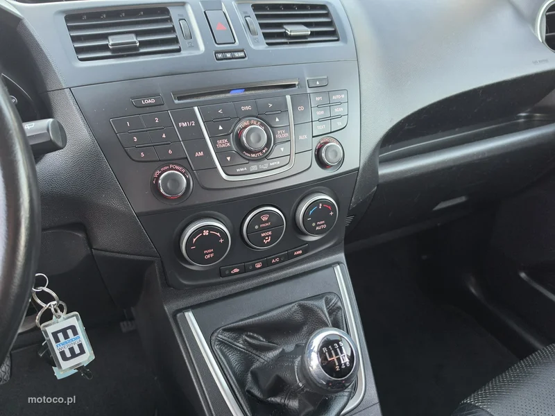 Mazda 5 38