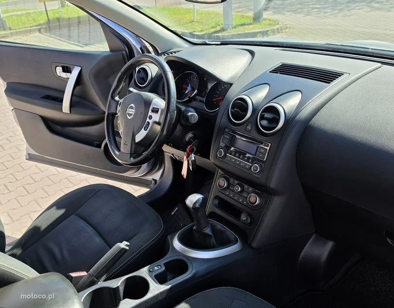 Nissan Qashqai 15