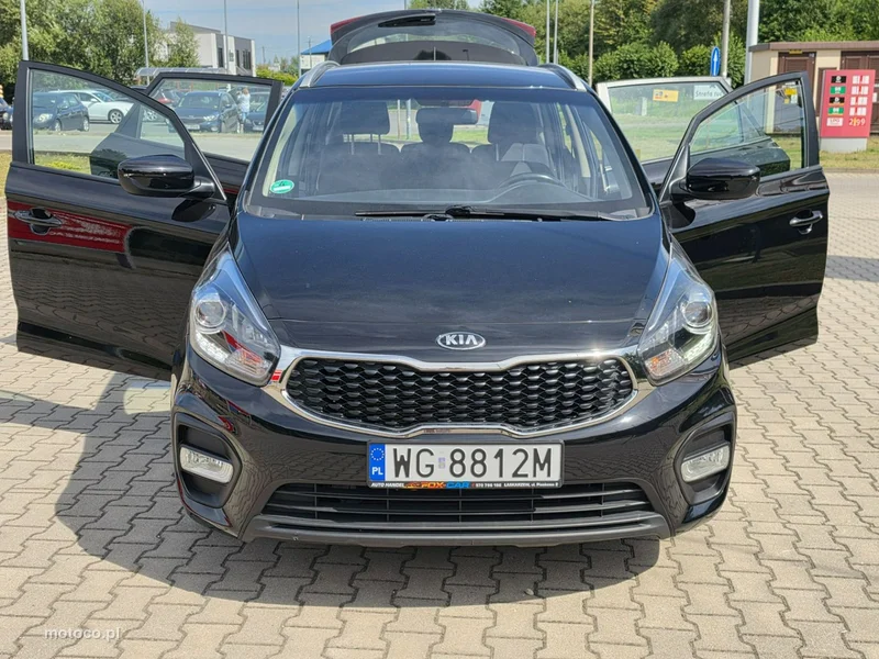 Kia Carens 11