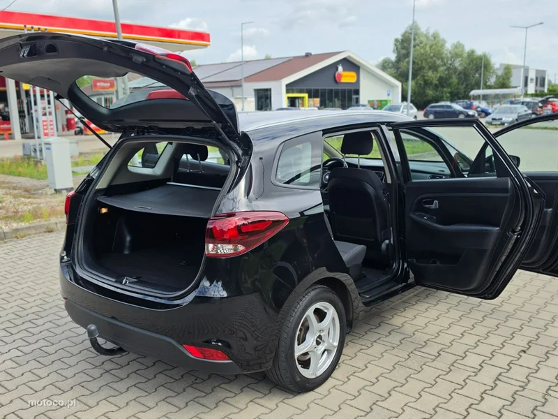 Kia Carens 12