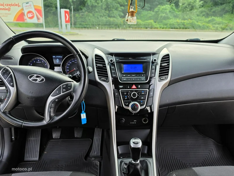 Hyundai i30 16