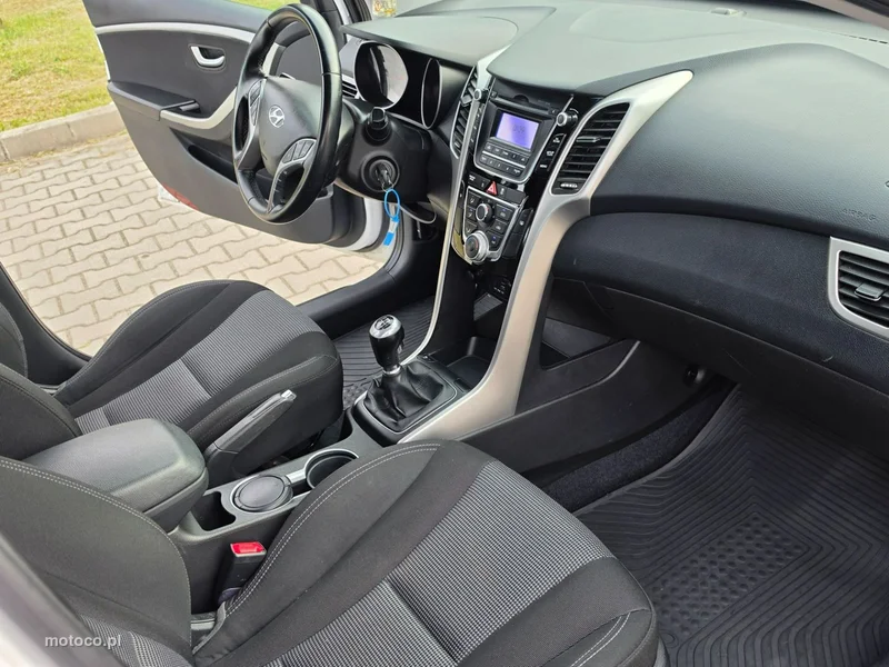 Hyundai i30 19